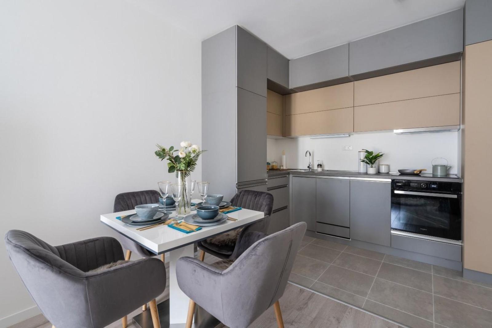 Premier Pest Side Apartament *